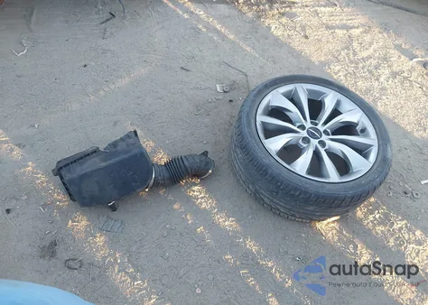 2015 Chrysler 200 S z USA, uszkodzony, nr VIN 1C3CCCBG5FN516841